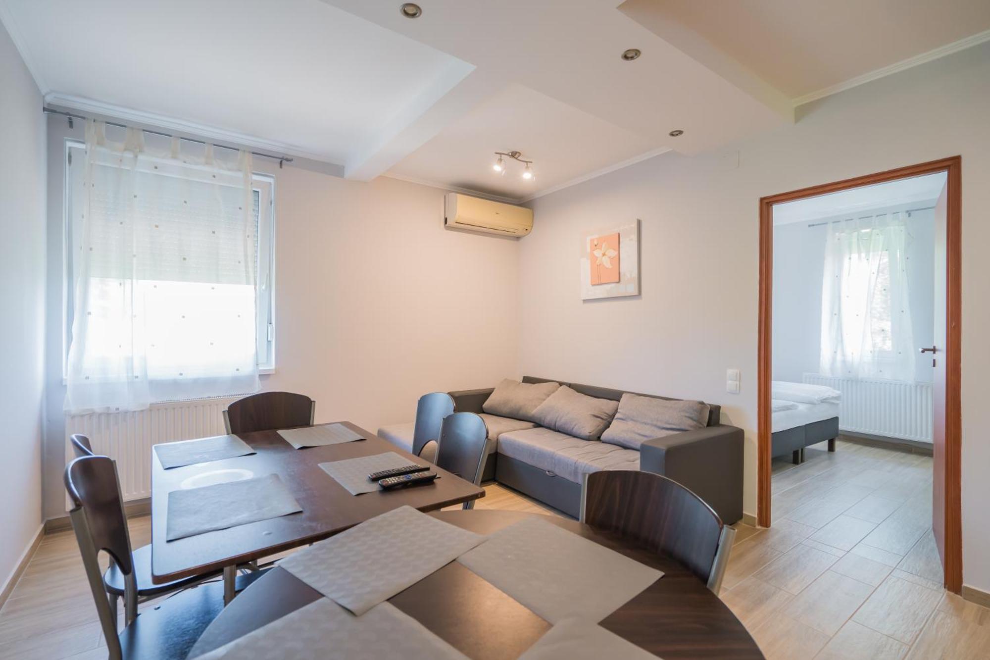 Riviera Apartmanhaz Siofok Luaran gambar