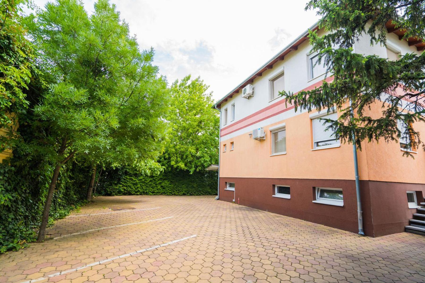 Riviera Apartmanhaz Siofok Luaran gambar