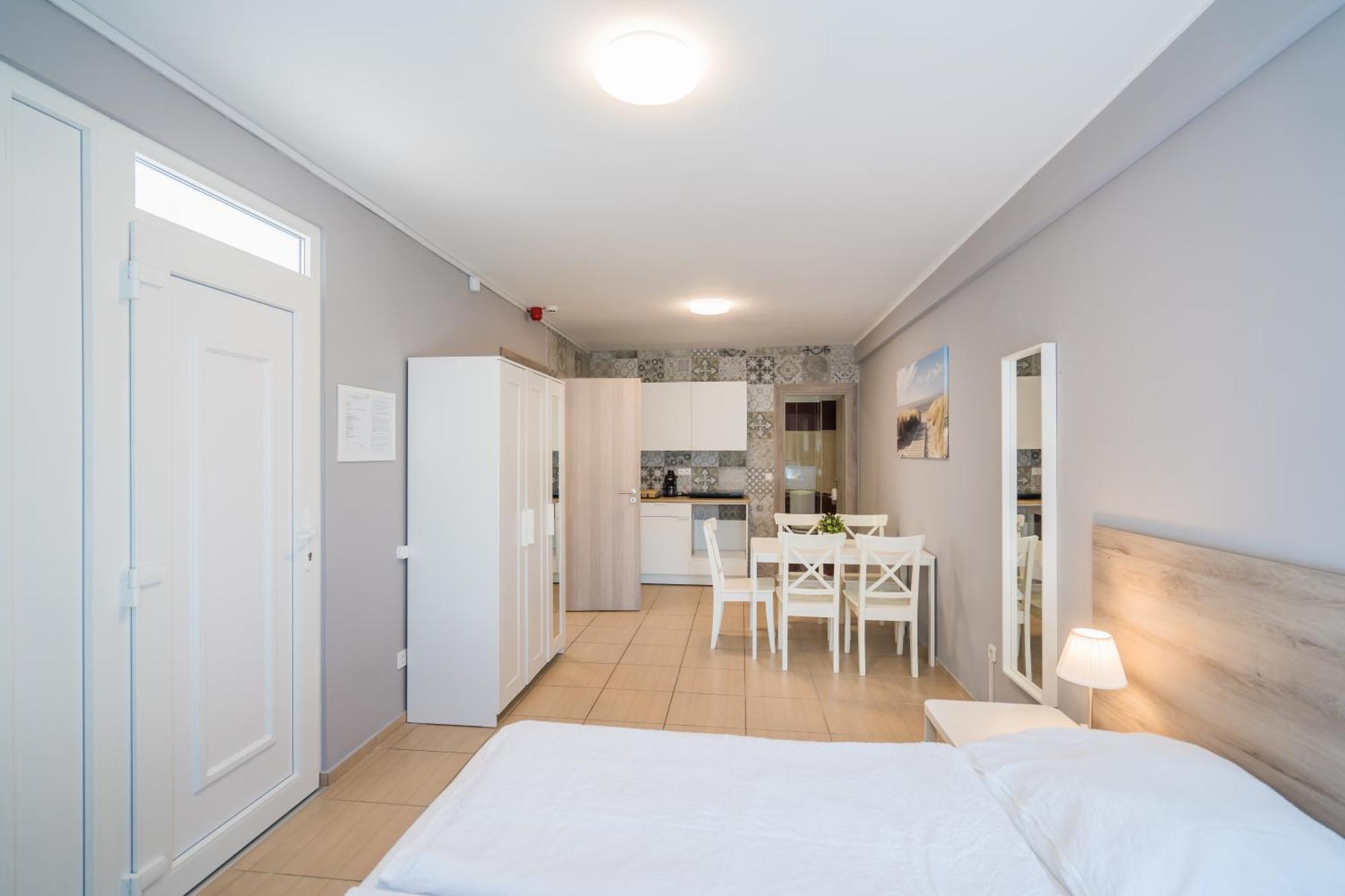 Riviera Apartmanhaz Siofok Luaran gambar